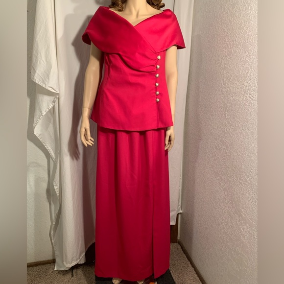 WOMENS LARGE-XLG?? 2 PIECE DARK PINK NANCY NEIL PEARL BUTTON FRONT FORMAL DRESS - Picture 1 of 10